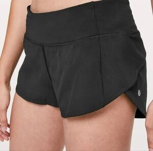 lululemon athletica Women Short  size-8 Gray and White